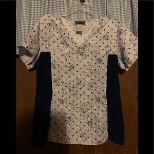 Cherokee Scrub Top with Side Panels  Size M